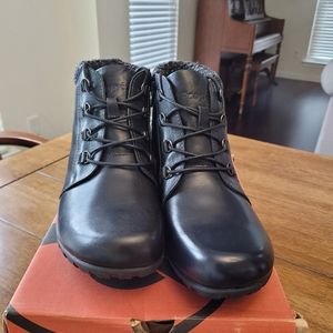 Propet Delaney size 11 N black